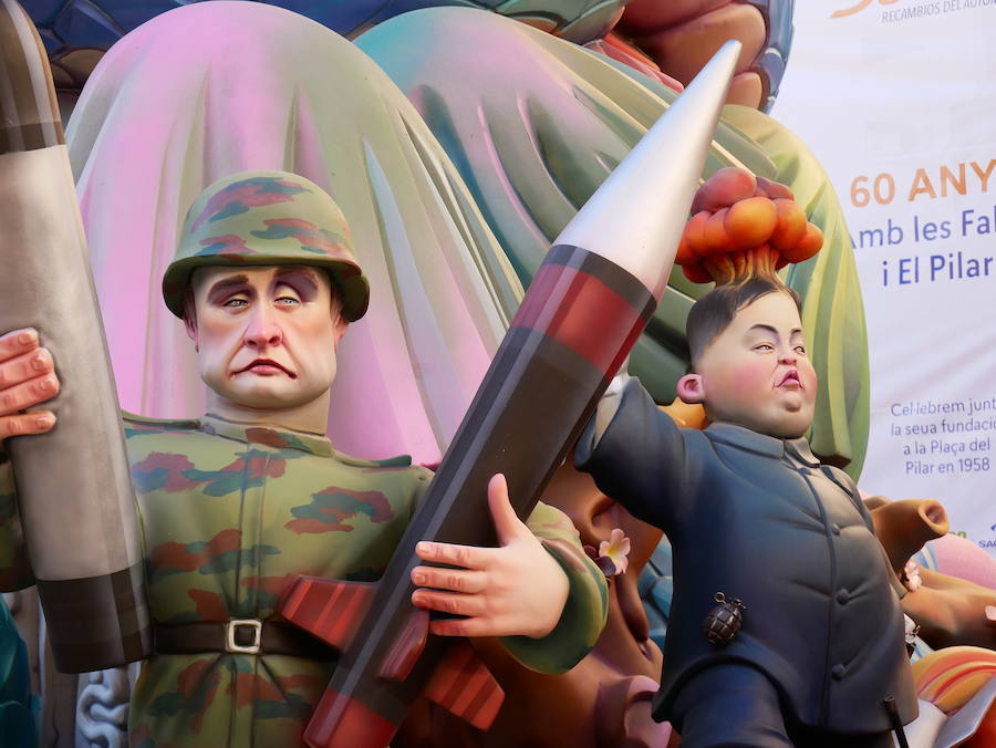 Kim Jong Un y Vladimir Putin en la Falla Plaza del Pilar. 