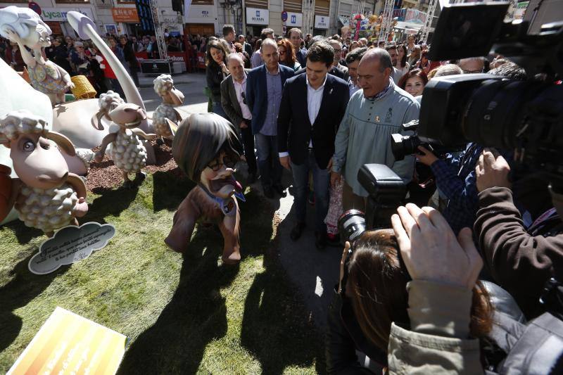 Fotos: Fotos de Albert Rivera en las Fallas de Valencia