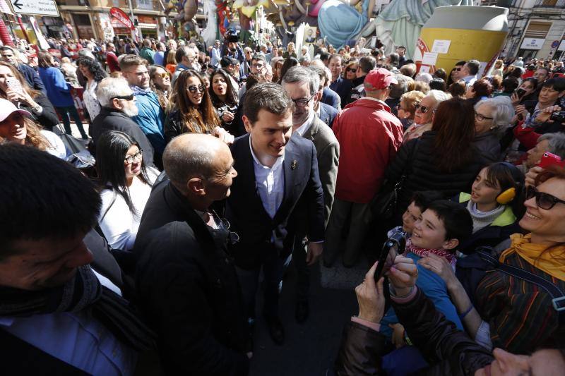 Fotos: Fotos de Albert Rivera en las Fallas de Valencia