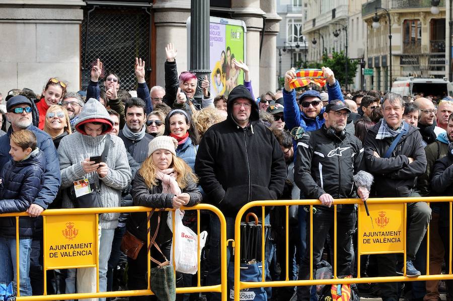 Fotos: Búscate en la mascletà del 19 de marzo de las Fallas 2018