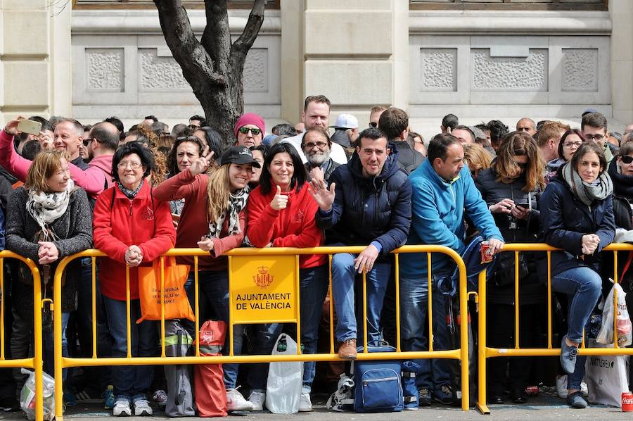 Fotos: Búscate en la mascletà del 19 de marzo de las Fallas 2018