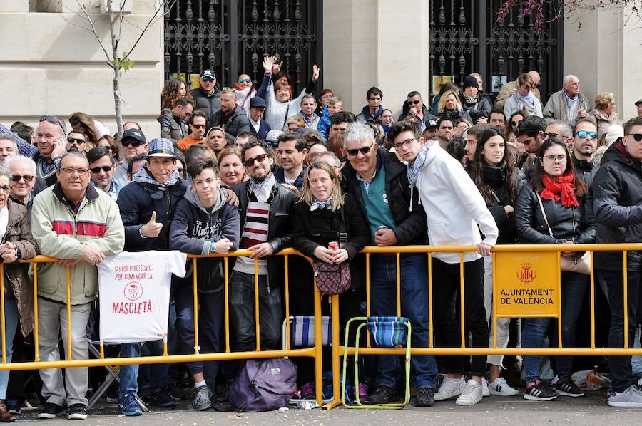 Fotos: Búscate en la mascletà del 19 de marzo de las Fallas 2018