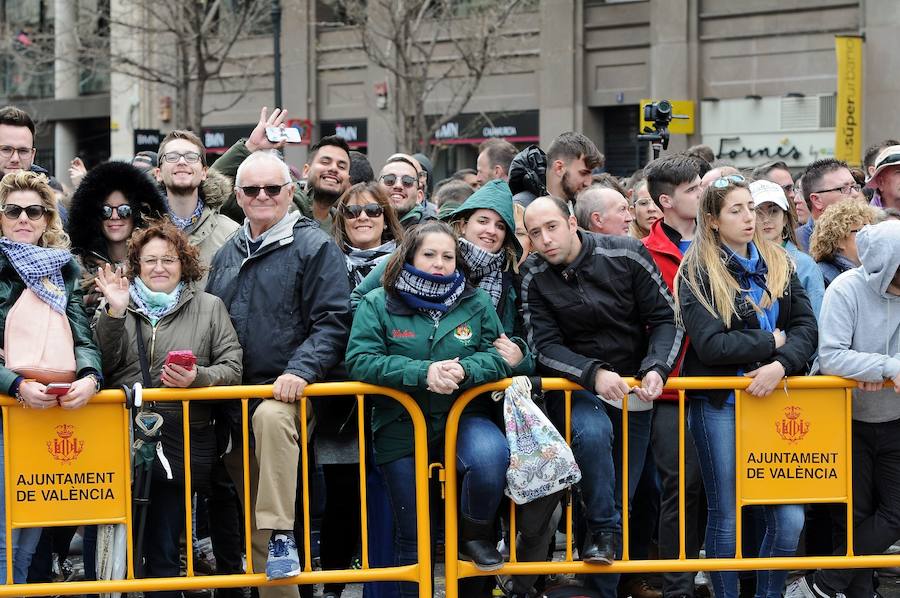 Fotos: Búscate en la mascletà del 19 de marzo de las Fallas 2018