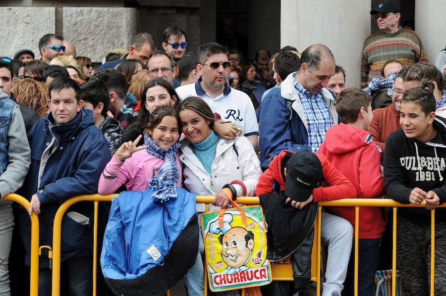 Fotos: Búscate en la mascletà del 19 de marzo de las Fallas 2018