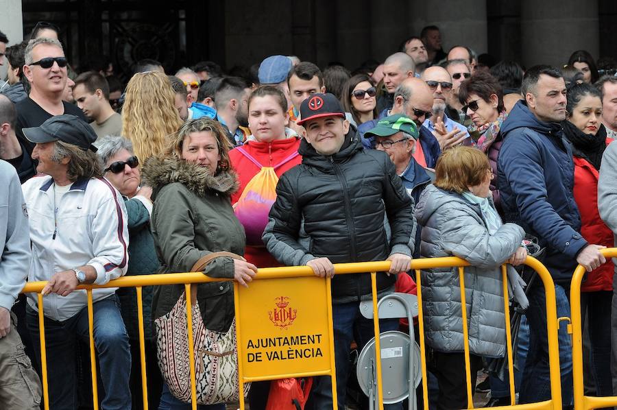 Fotos: Búscate en la mascletà del 19 de marzo de las Fallas 2018