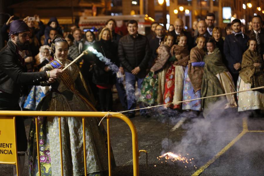 Fotos: Cremà de la falla infantil municipal de las Fallas 2018