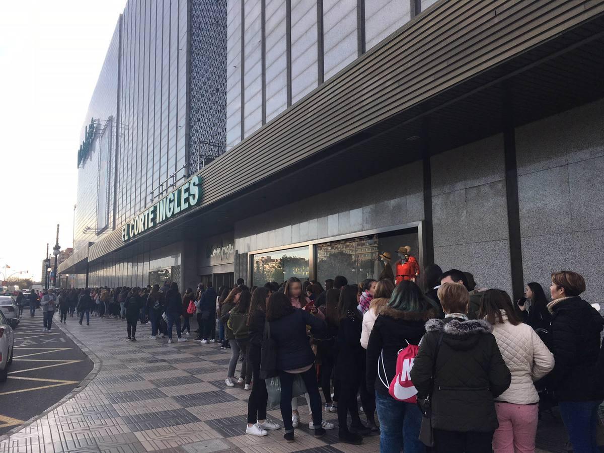 La triunfita arrasa en su visita a El Corte Inglés de Nuevo Centro