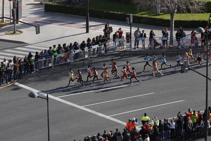 Fotos: Todas las fotos de la carrera Media maratón valencia 2018