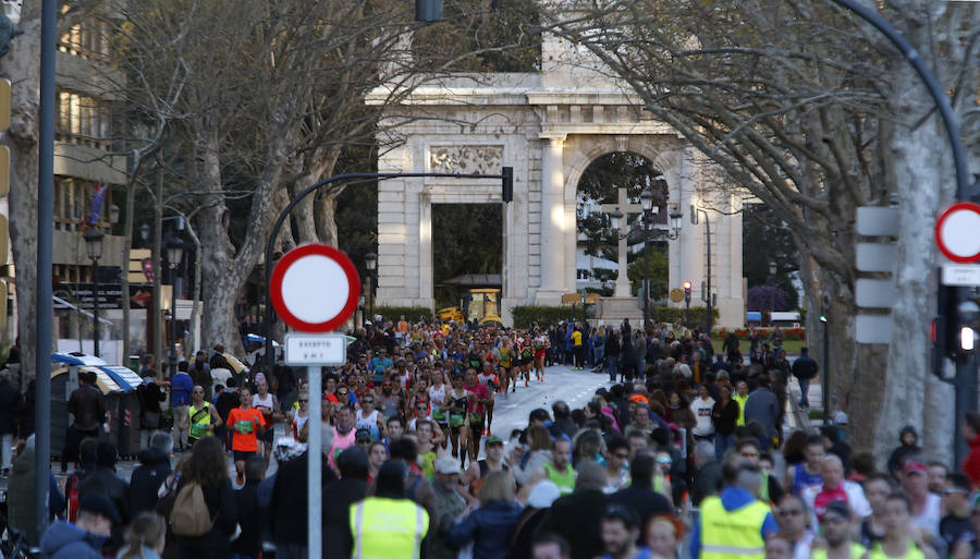 Fotos: Todas las fotos de la carrera Media maratón valencia 2018