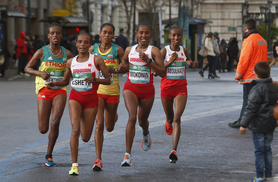 Fotos: Todas las fotos de la carrera Media maratón valencia 2018