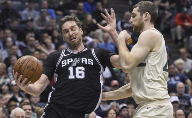 Un doble-doble de Gasol no impide la derrota de los Spurs