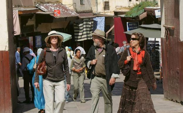 Turistas en la ciudad marroquí de Fez. 