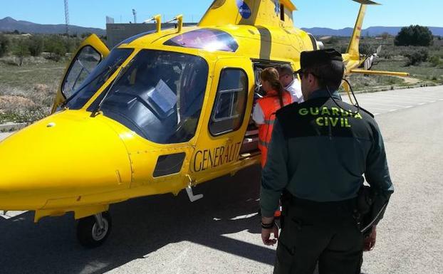 Cae de un balcón al tratar de entrar en su casa tras dejarse la llave dentro