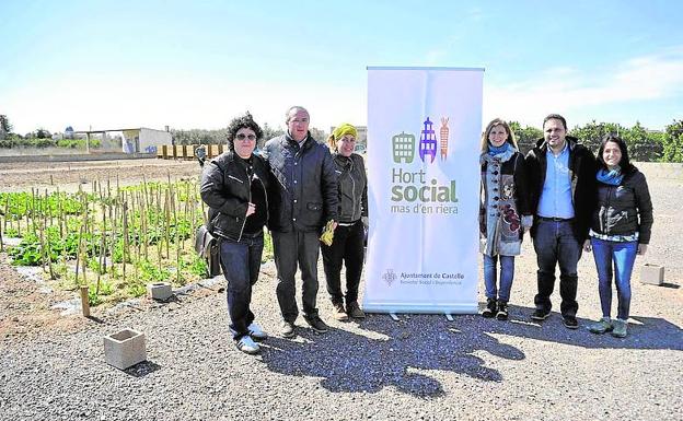 Primer plan de huertos sociales como un espacio de integración