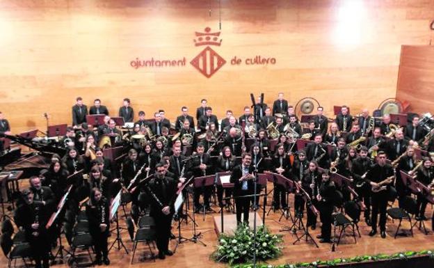 Cullera celebra su 71 Certamen Nacional de Bandas