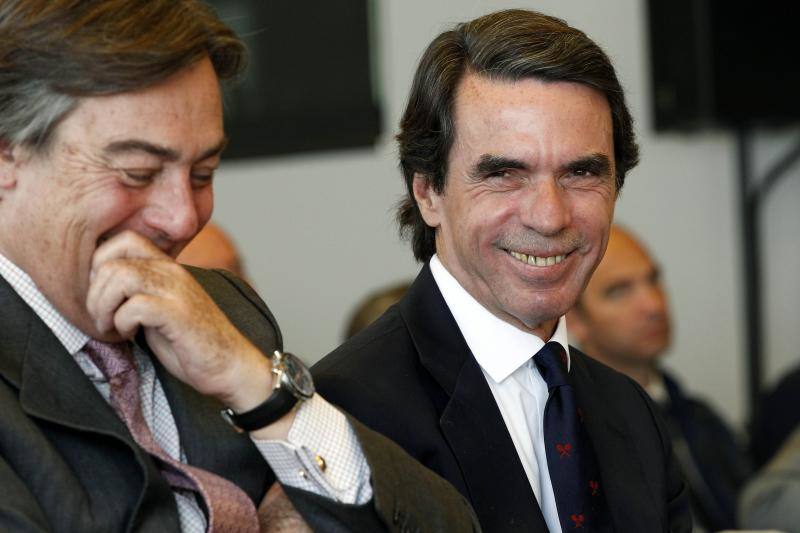 Fotos: Aznar habla en Valencia del riesgo de expansión nacionalista en la Comunitat
