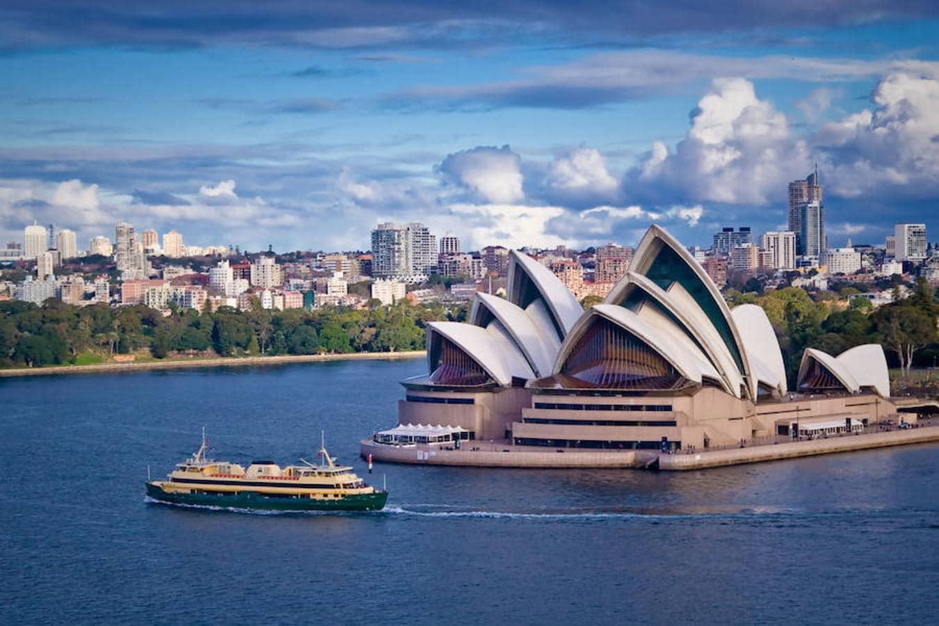Sydney (Australia) | La ciudad cierra la lista de las 10 ciudades más caras del mundo. Por ejemplo, los precios de la vivienda han aumentado dramáticamente desde la década de 1980 y ahora son los inversores los que pueden permitirse el lujo de 'jugar' en su mercado.