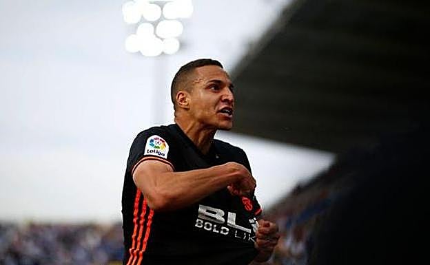 Duelo entre Rodrigo y Gerard para destronar a Iago Aspas