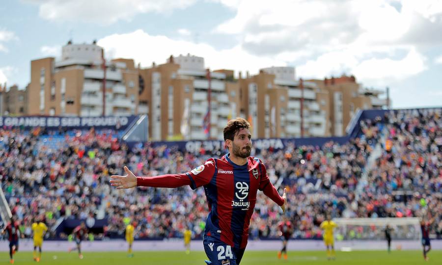 Estas son las mejores imágenes del partido de la jornada 31 de Liga en el Ciutat de València