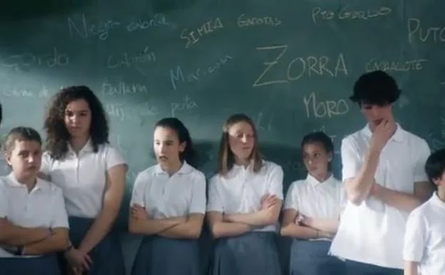 'Por 13 razones': La campaña de Netflix contra el acoso escolar que te hará reflexionar