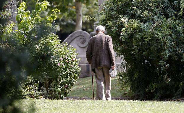 En la Comunitat Valenciana hay 218.000 personas de más de 65 años que viven solas. 