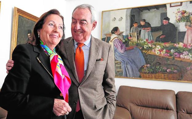 El matrimonio recibe a Revista de Valencia en su casa del Ensanche.