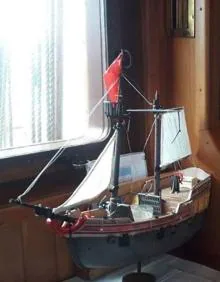 Imagen secundaria 2 - El barco pirata de Playmobil de dos niños logra cruzar navegando el océano Atlántico