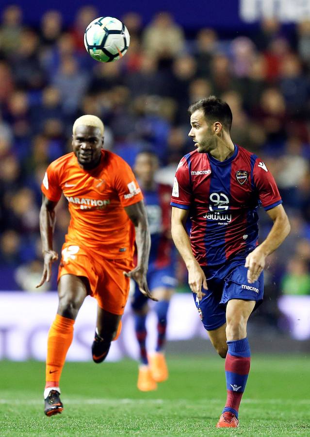 Estas son las imágenes que deja el partido de la jornada 33 de Liga en el Ciutat de València