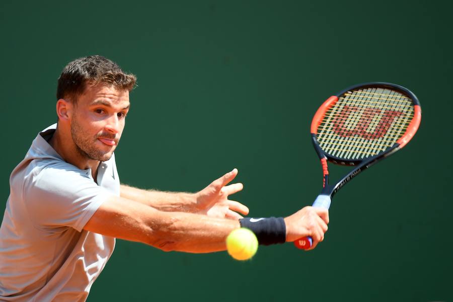 Rafa Nadal doblegó al búlgaro Grigor Dimitrov en dos sets (6-4 y 6-1) para acceder por duodécima ocasión a la final del Masters 1.000 de Montecarlo. 