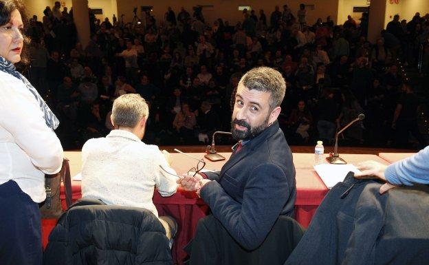 Fuset confirma en la asamblea su negativa a reunirse con la Interagrupación