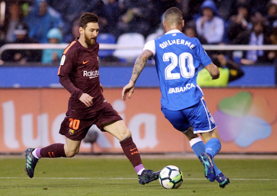 Riazor asiste a la más que probable fiesta de campeón de Liga del Barcelona, que de ganar al Deportivo se aseguraría el entorchado nacional.