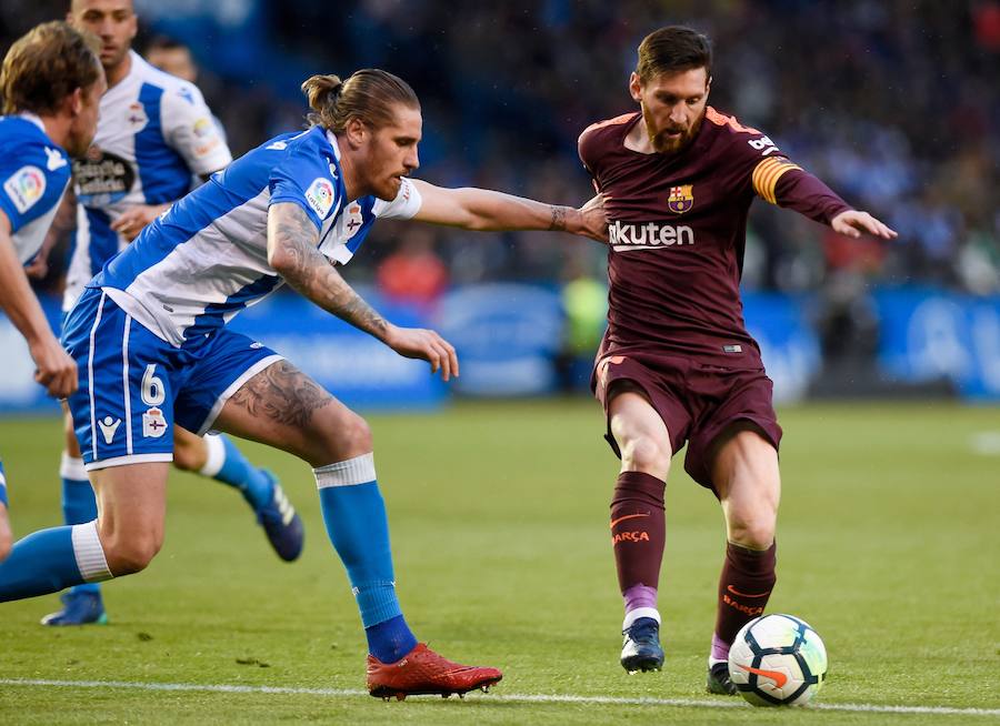 Riazor asiste a la más que probable fiesta de campeón de Liga del Barcelona, que de ganar al Deportivo se aseguraría el entorchado nacional.