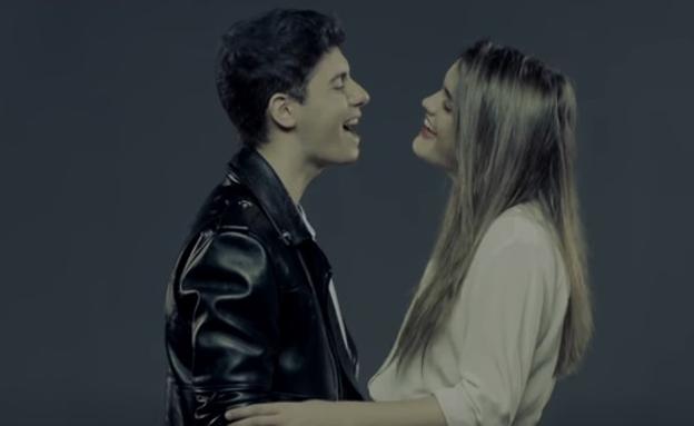 Alfred y Amaia, durante el videoclip de 'Tu canción', el tema que representarán en la final de Eurovisión 2018.