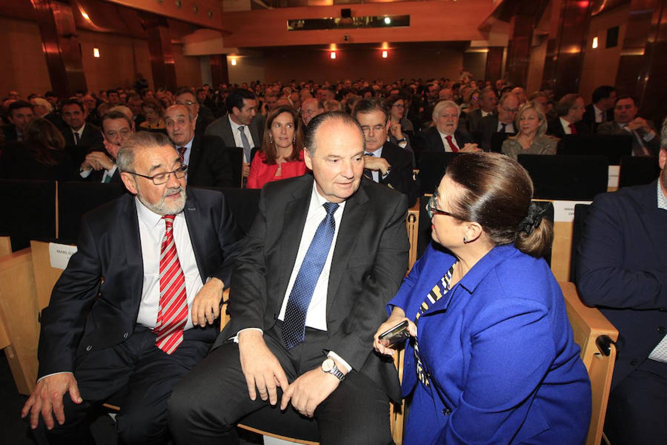 Fotos: La asamblea de la CEV, en el Salón de actos Fundación Bancaixa