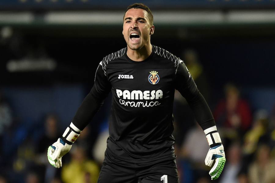Estas son las imágenes que deja el paso de los blanquinegros por el Estadio de la Cerámica en el partido de la jornada 36 de la Liga