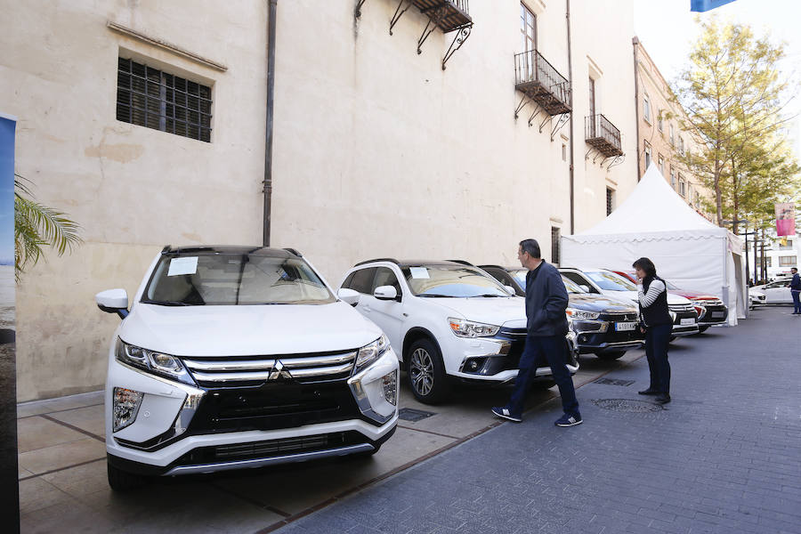 Este fin de semana se celebra en Gandía la Fira del Motor, con más de treinta concesionarios y doscientos coches en venta en las calles de la capital de la safor