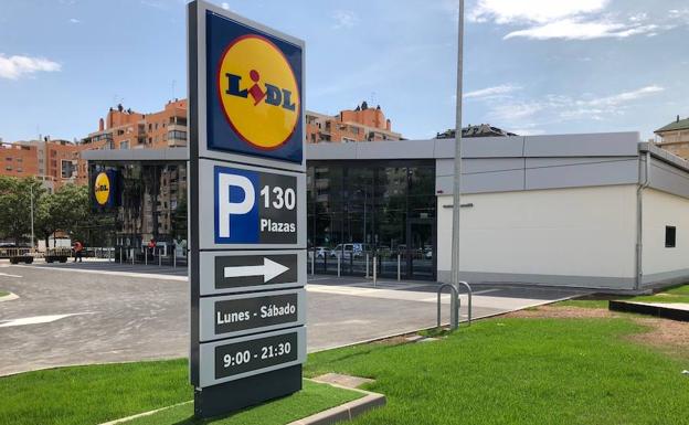 Aspecto del nuevo supermercado Lidl, este lunes, en Valencia. 