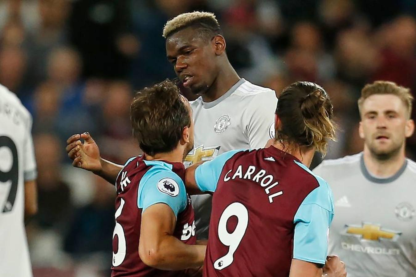 Fotos: Pogba y Noble se enzarzan en una fea pelea