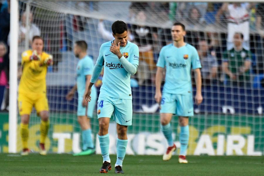 Estas son las mejores imágenes que deja el partido de la penúltima jornada de la Liga, último de los granotas en el Ciutat de València