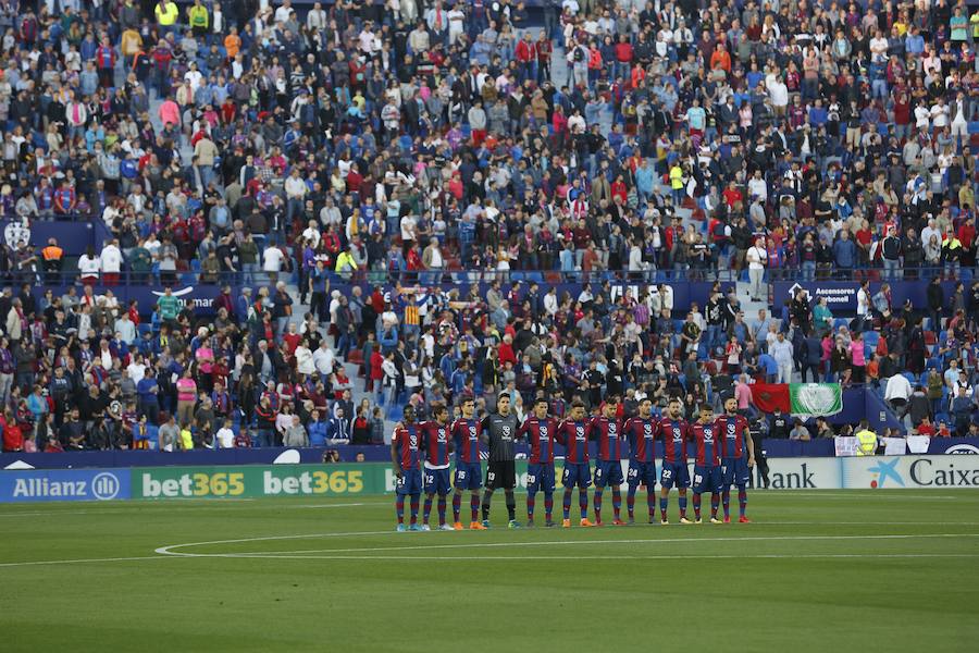 Estas son las mejores imágenes que deja el partido de la penúltima jornada de la Liga, último de los granotas en el Ciutat de València