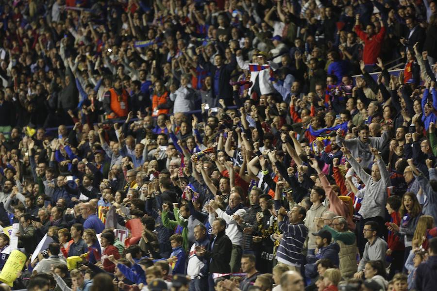 Estas son las mejores imágenes que deja el partido de la penúltima jornada de la Liga, último de los granotas en el Ciutat de València