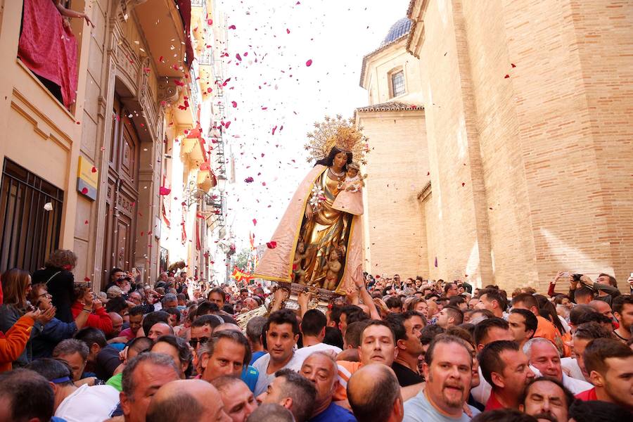 Fotos: 10 grandes imágenes de la festividad de la Virgen de los Desamparados en Valencia