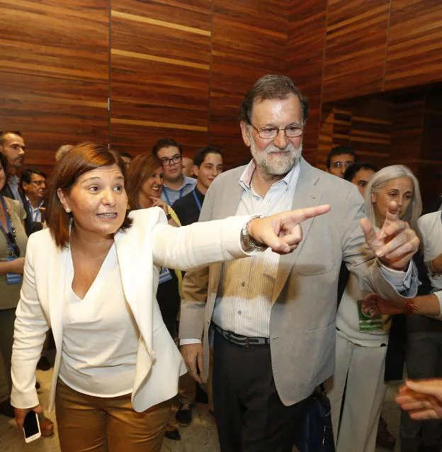 Bonig junto a Rajoy en las jornadas interparlamentarias del PP celebradas en Valencia. 