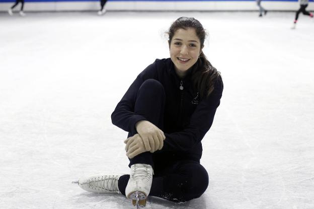 Helena Rico, en la pista Fun On Ice, situada en Quart de Poblet. 