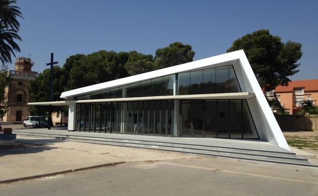 Escolapios Malvarrosa inaugura su capilla