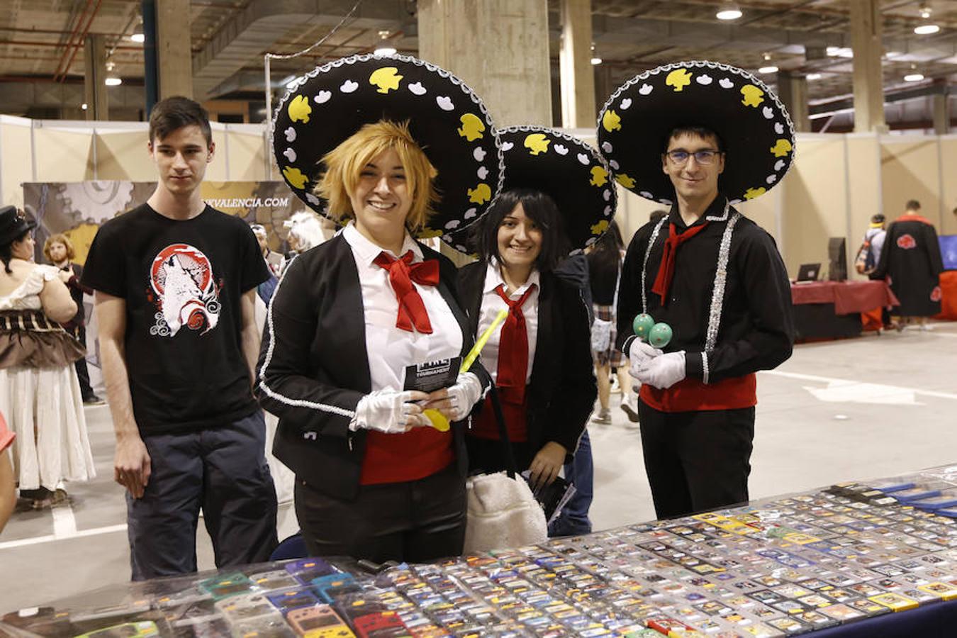 Feria Valencia acoge un año más a todos los amantes del manga, anime y cultura japonesa gracias a la celebración del Salón del Manga, a partir de este sábado, 19 de mayo. Durante dos días, los asistentes podrán disfrutar de actividades como concursos para 'cosplayers', karaoke, conciertos y sesiones de artes marciales.