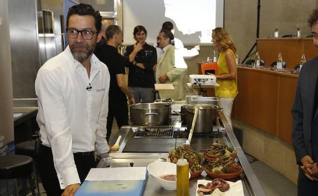 Quique Dacosta en la presentacion del Festival Gastronomico de Denia.