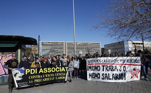 Los profesores asociados de la Universidad Politècnica de Valencia suspenden la huelga y examinarán a los alumnos