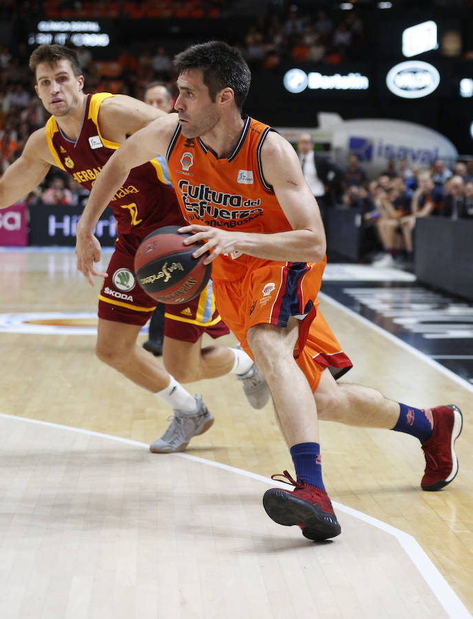 Estas son las mejores imágenes del primer partido de cuartos de playoff en la Fonteta