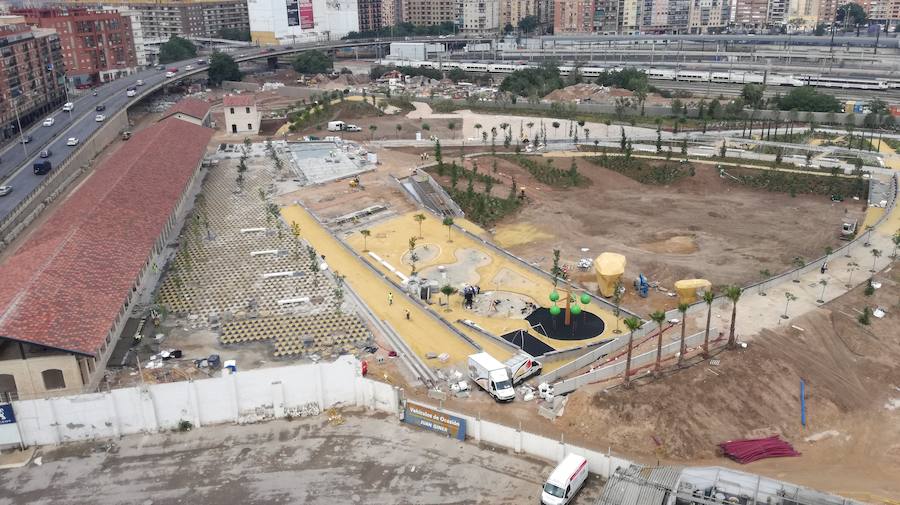 Fotos: El Jardín de los Niños del Parque Central de Valencia